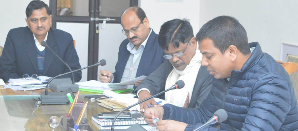DM of four districts stop illegal mining and overloading