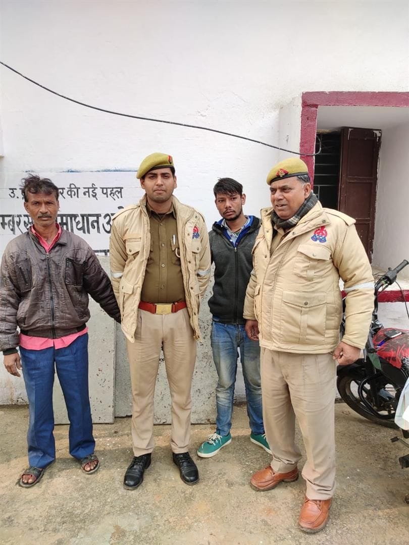 Hathras: Two accused arrested for stealing shuttering goods