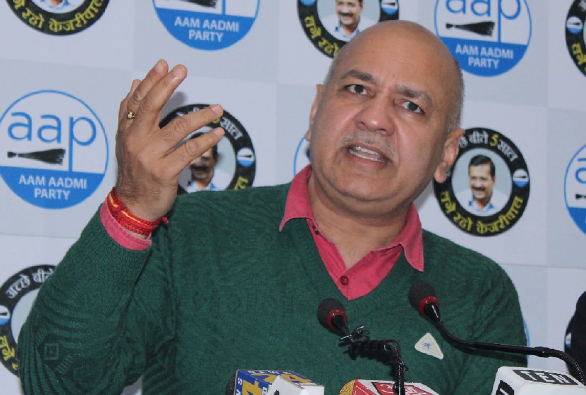 Manish Sisodia osd caught red handed taking bribes opposition attacks him he say give him punishment