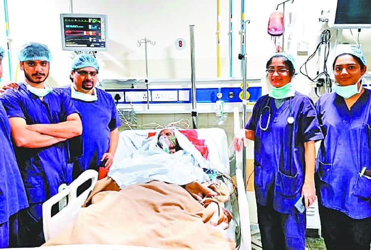 Hip replacement of 110 year old woman in PGI Chandigarh
