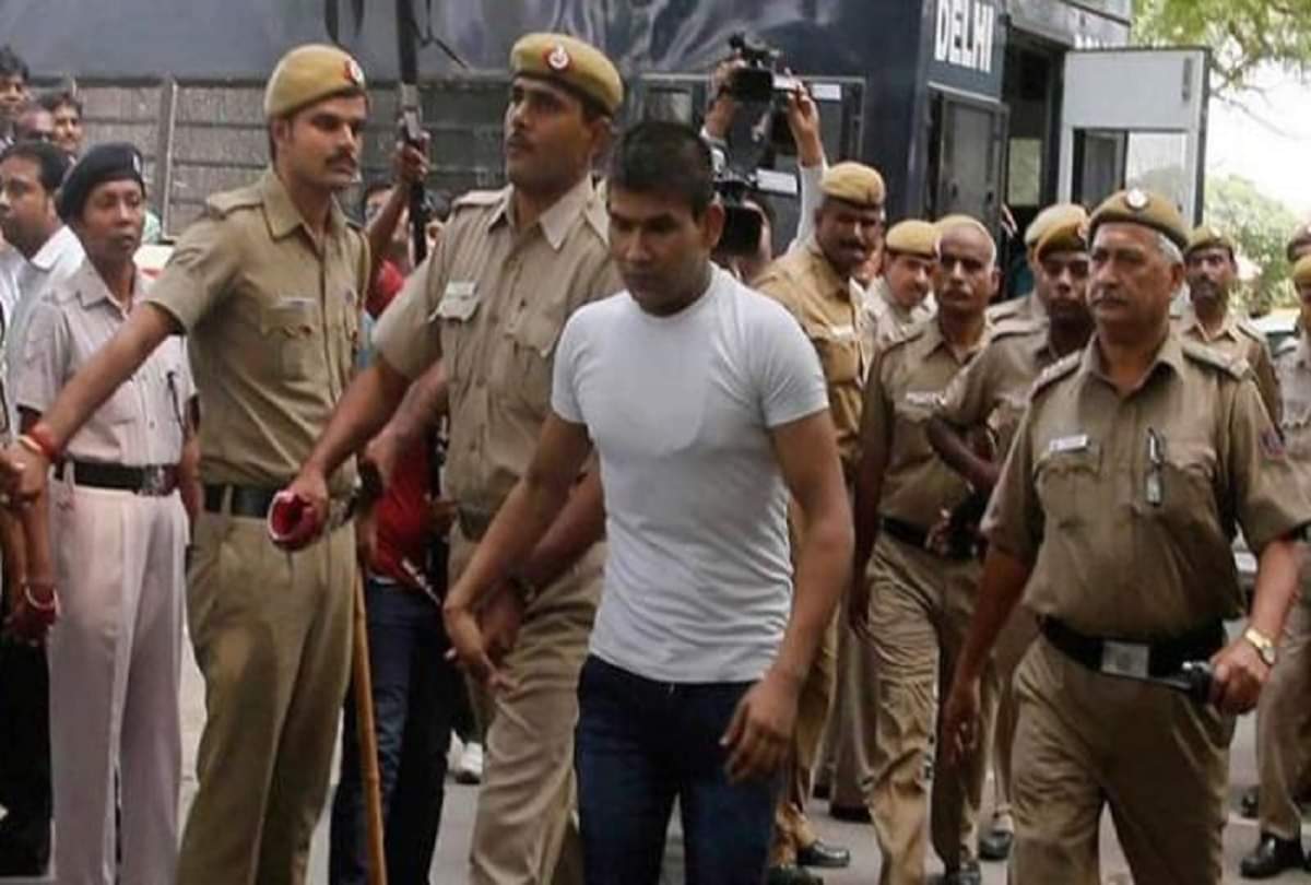 Nirbhaya Case convicts Vinay sharma swallows pin claim wrong in X-ray