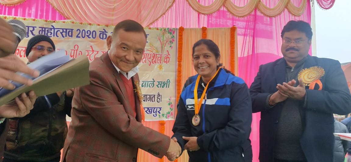 mother, Son, daughter won 28 medals in shooting at gorakhpur mahotsav