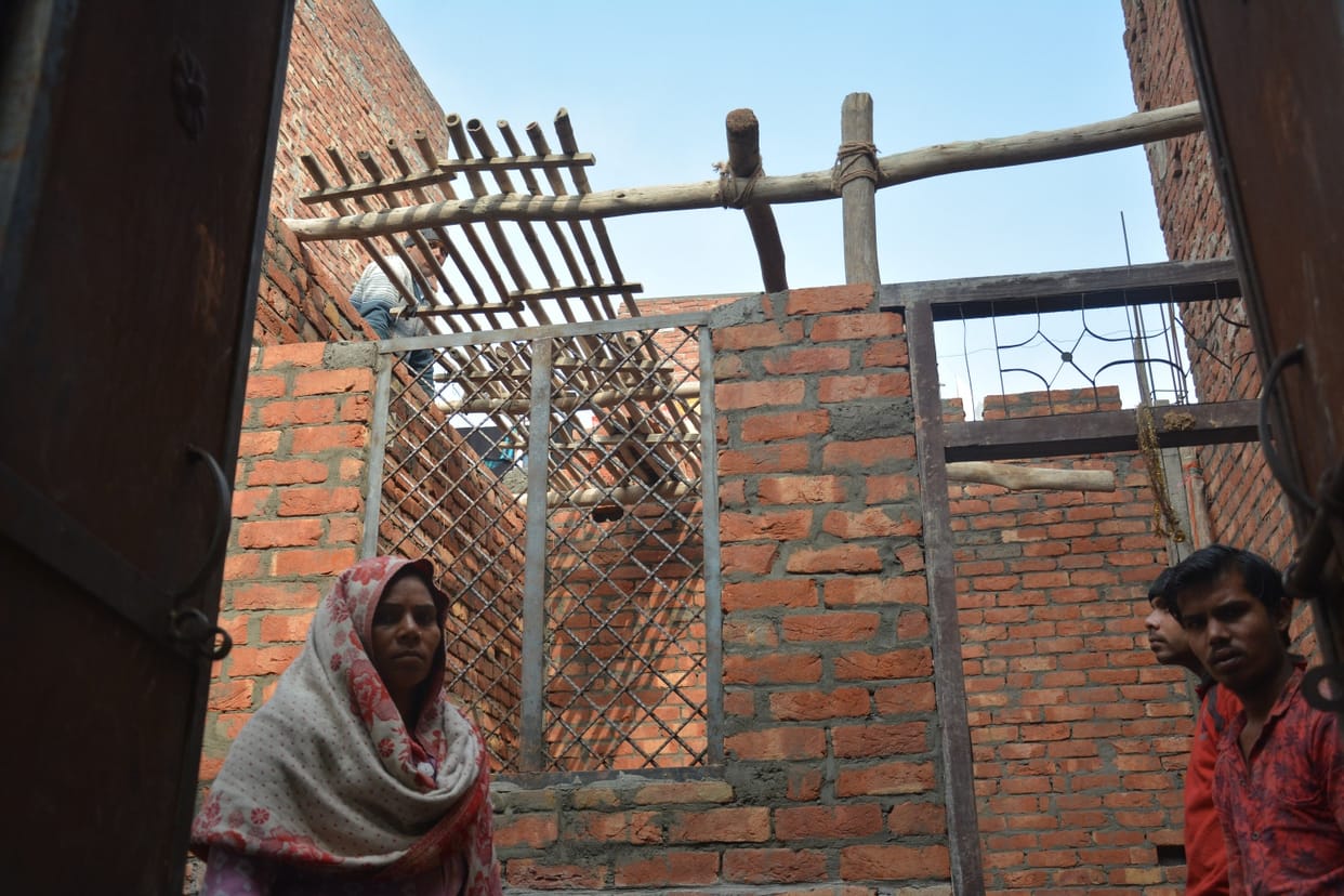 Six thousand families forced to spend the night under the tarpaulin