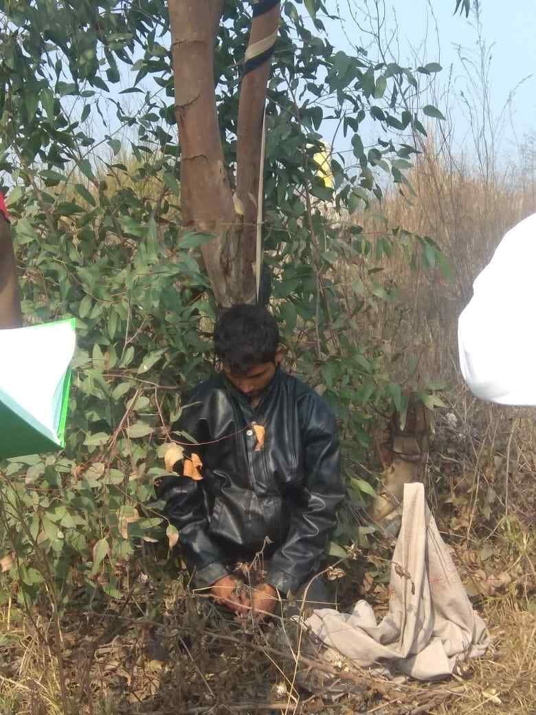 The body of the accused youth found hanging on the ground with a noose 24 hours after the case was registered under the IT Act