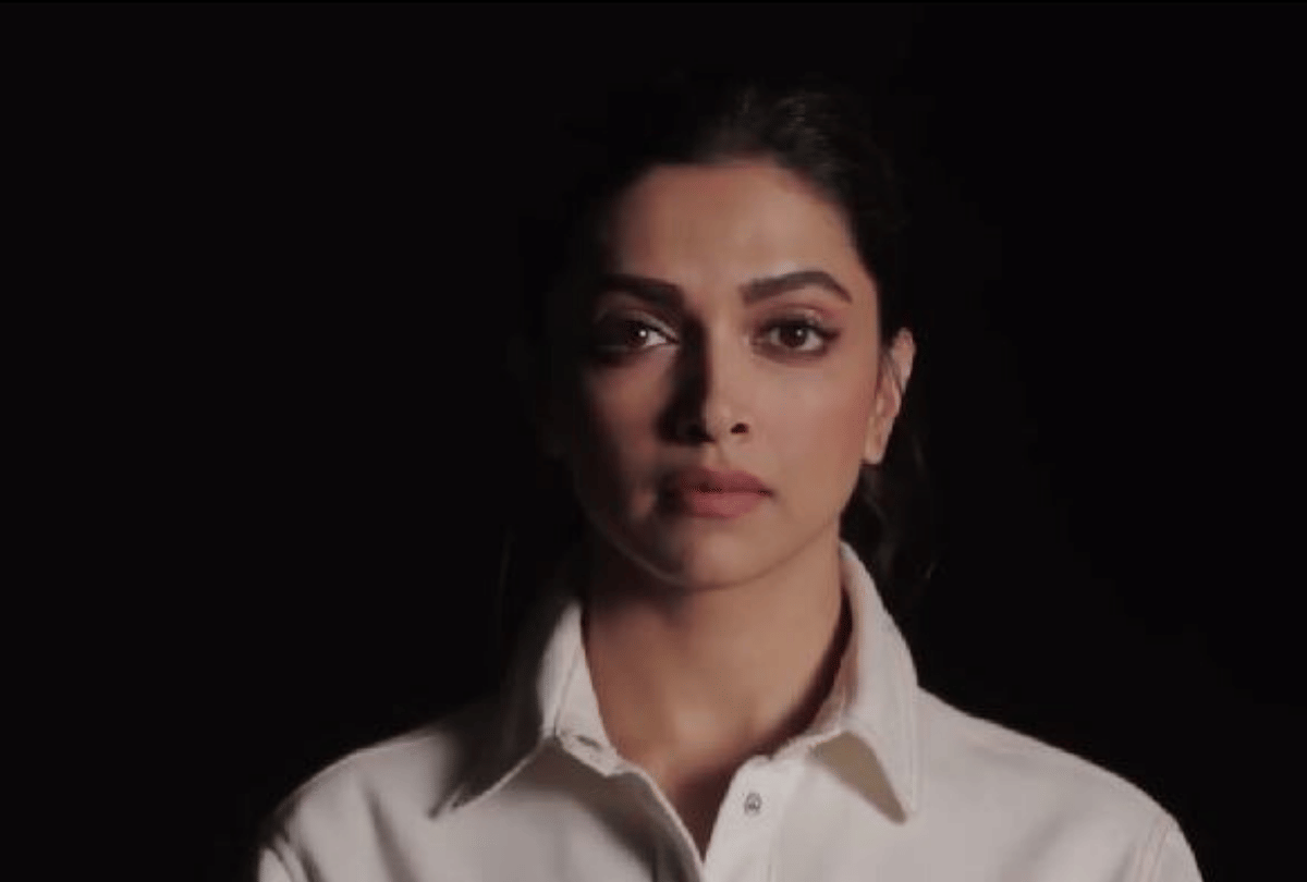 coronavirus deepika padukone share selfie with eating fruit