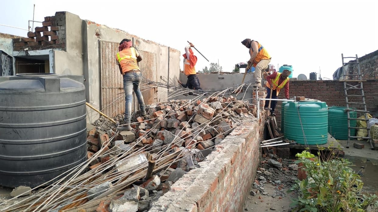Illegal construction of four houses in Ramdarbar dropped