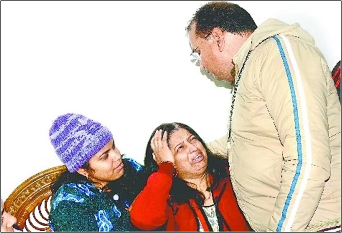 Bareilly: miscreant threatens SOs wife