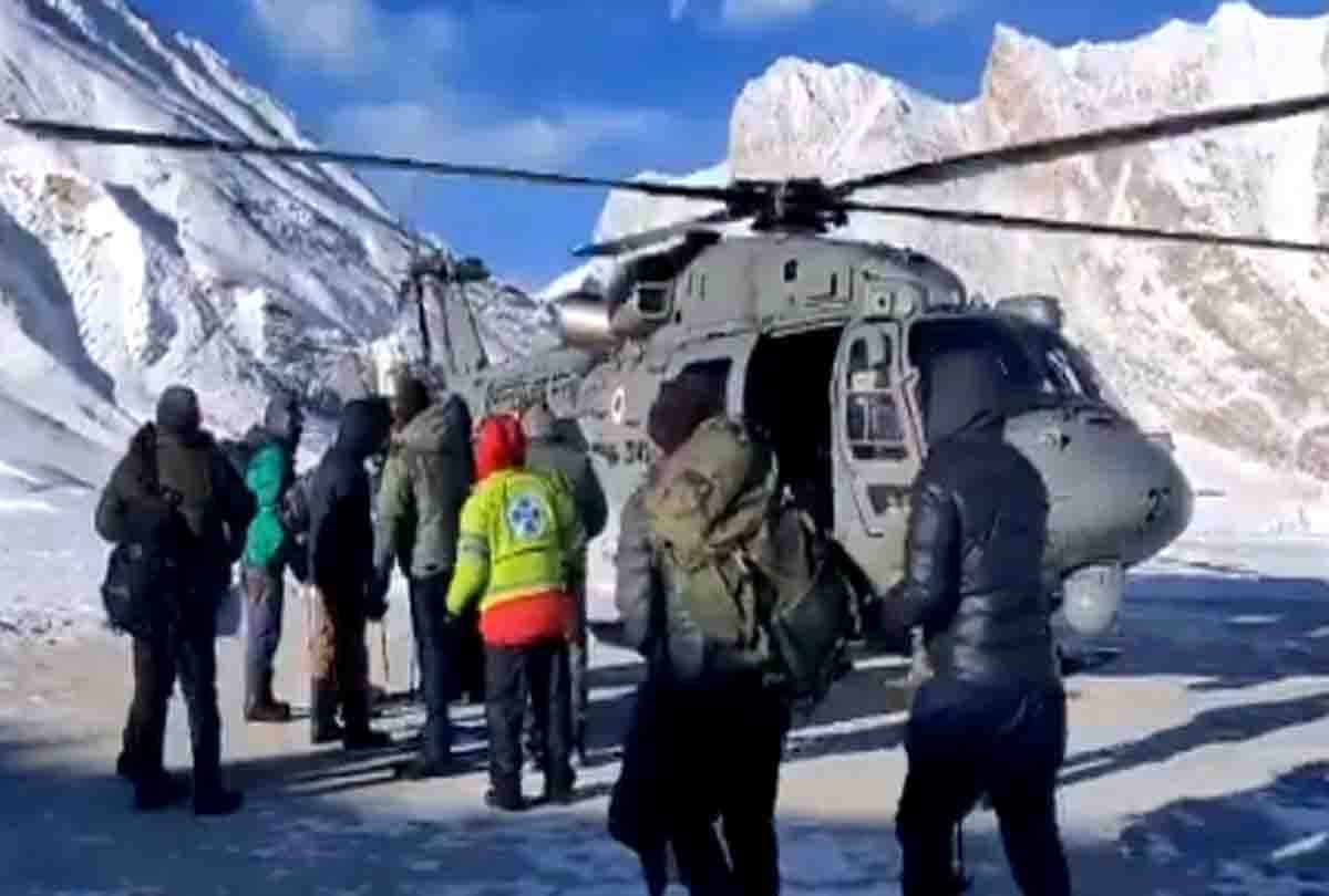 Indian Air Force carried outrescue operation in Ladakh, rescued 71 trekkers in last two days