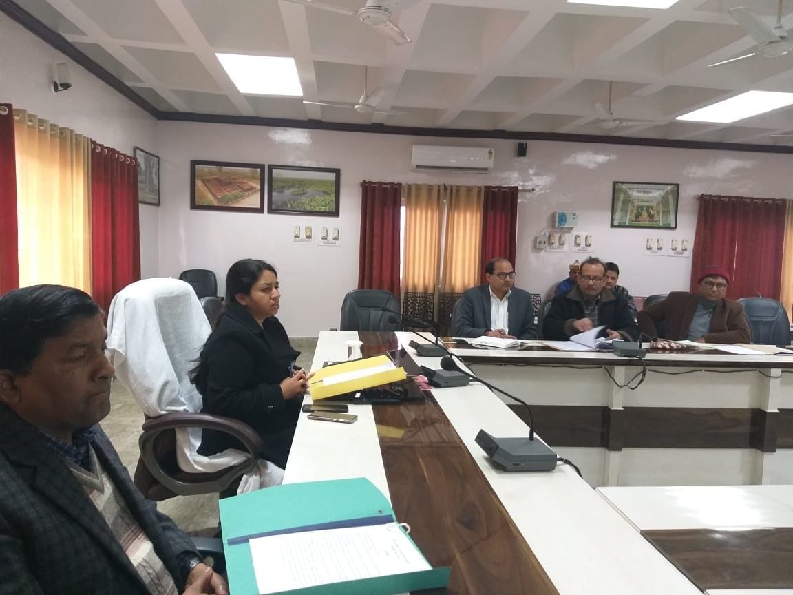 Officers and employees should participate in Red Cross Committee