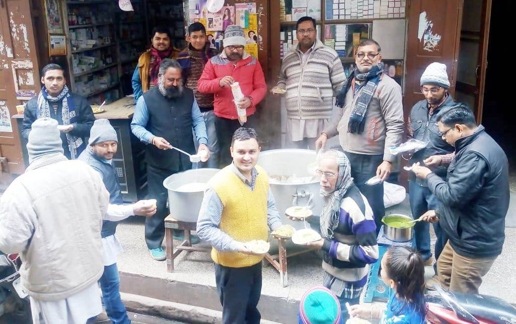 Merchants split slice on Makar Sankranti