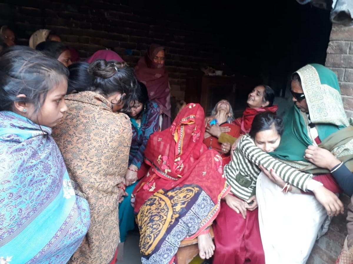 Father son died eating poisonous khichdi on Makar Sankranti sisters condition critical ballia