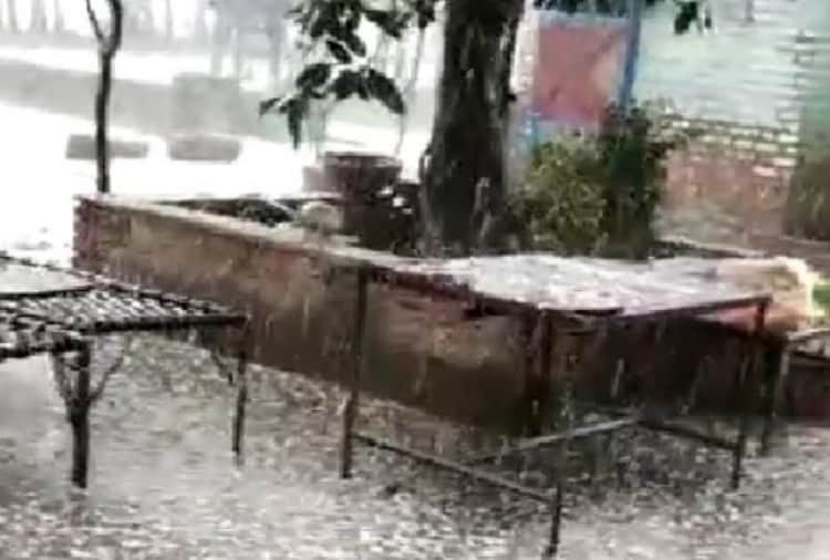 Massive hailstorm with rain at Gohana of Haryana