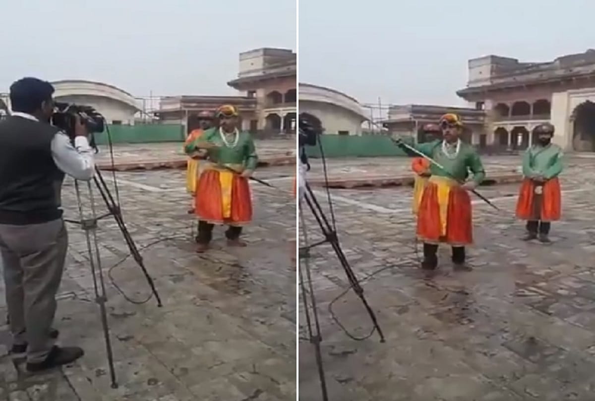 Pakistani reporter Amin Hafeez dresses as Royal Emperor to Report News