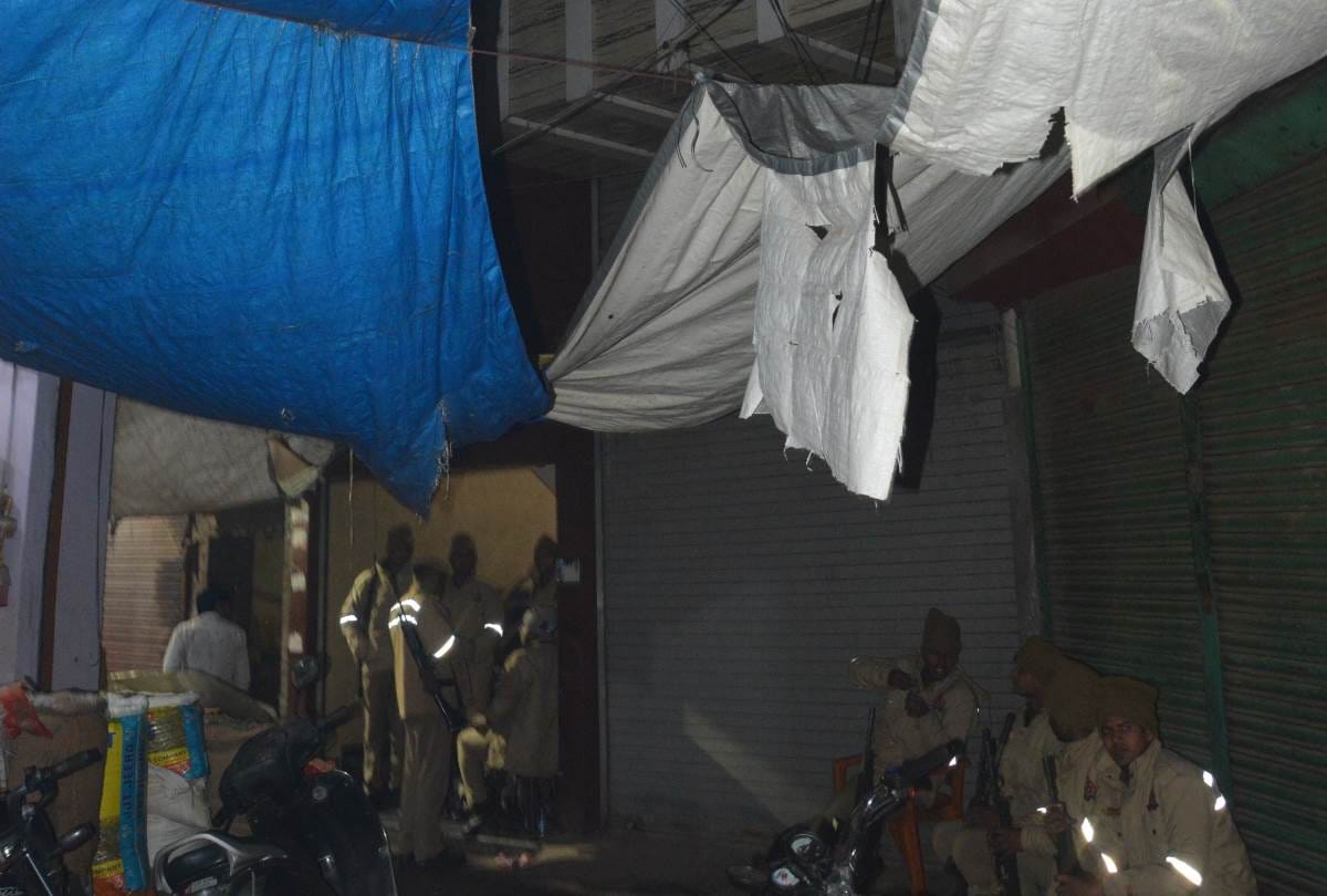income tax raid on seven places of pan masala traders in lucknow