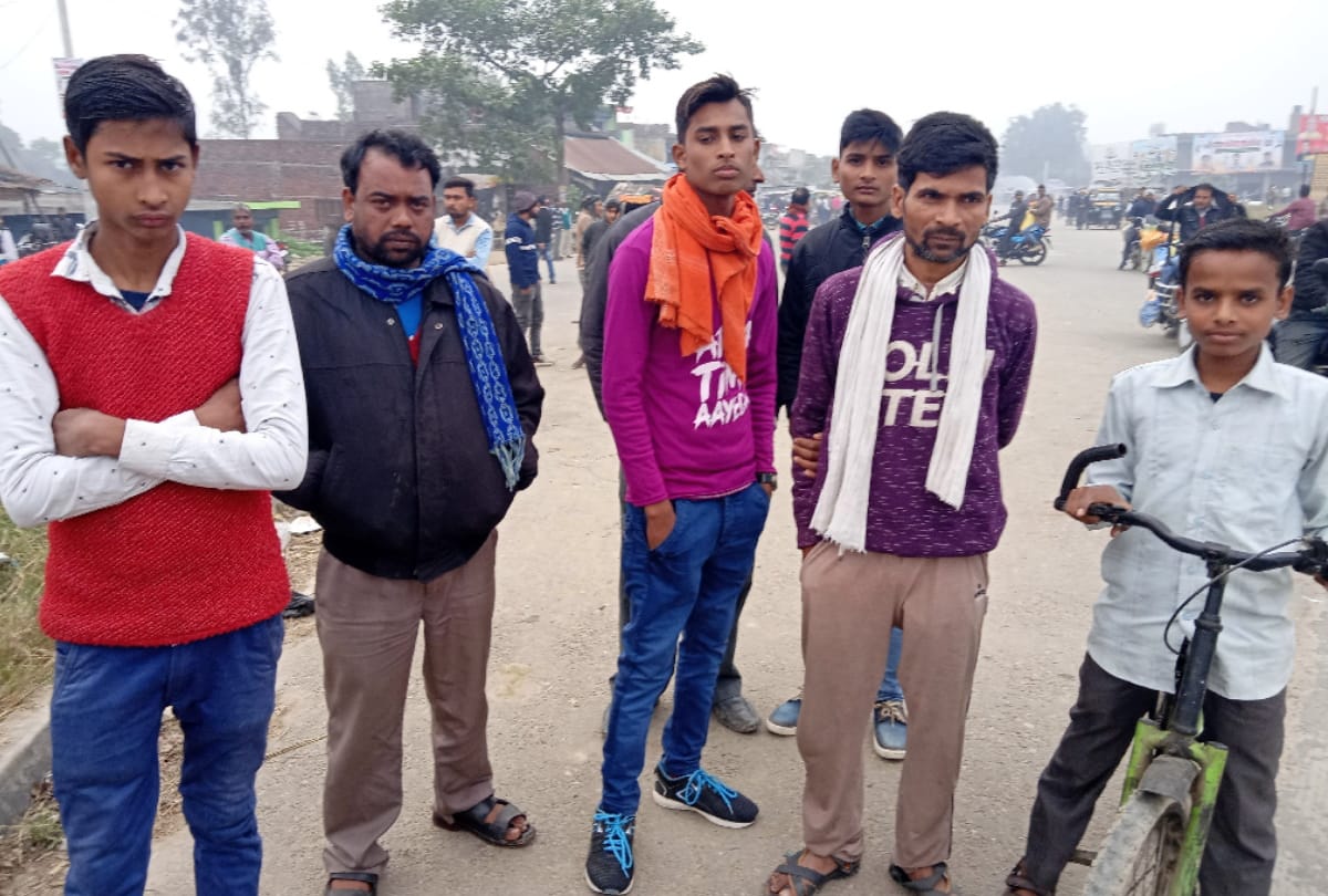 two boy dead in road accident at santkabir nagar