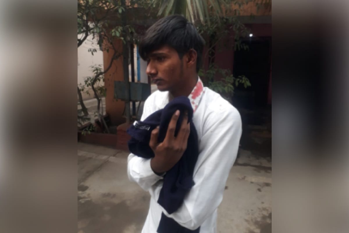 Fight between in two sides of students in a college at Saharanpur city