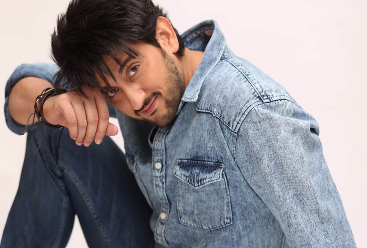 FIR Against Vindu Dara Singh Cousin Brother and Marjavaan Fame Actor Shaad Randhawa in mumbai