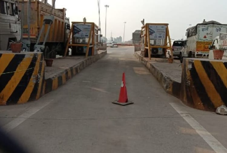 Single slip will now be cut in cash lane at toll plaza
