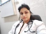 डॉक्टर रिचा त्रिपाठी वर्किंग वूमेन की फोटो