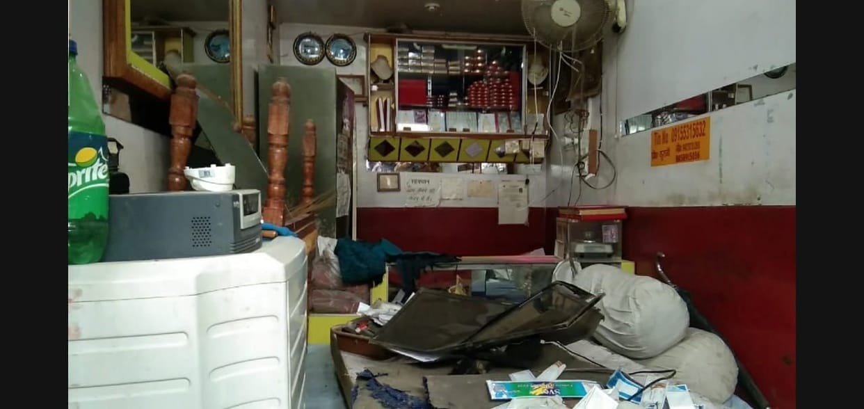 Jewelry stolen from Saraf's shop