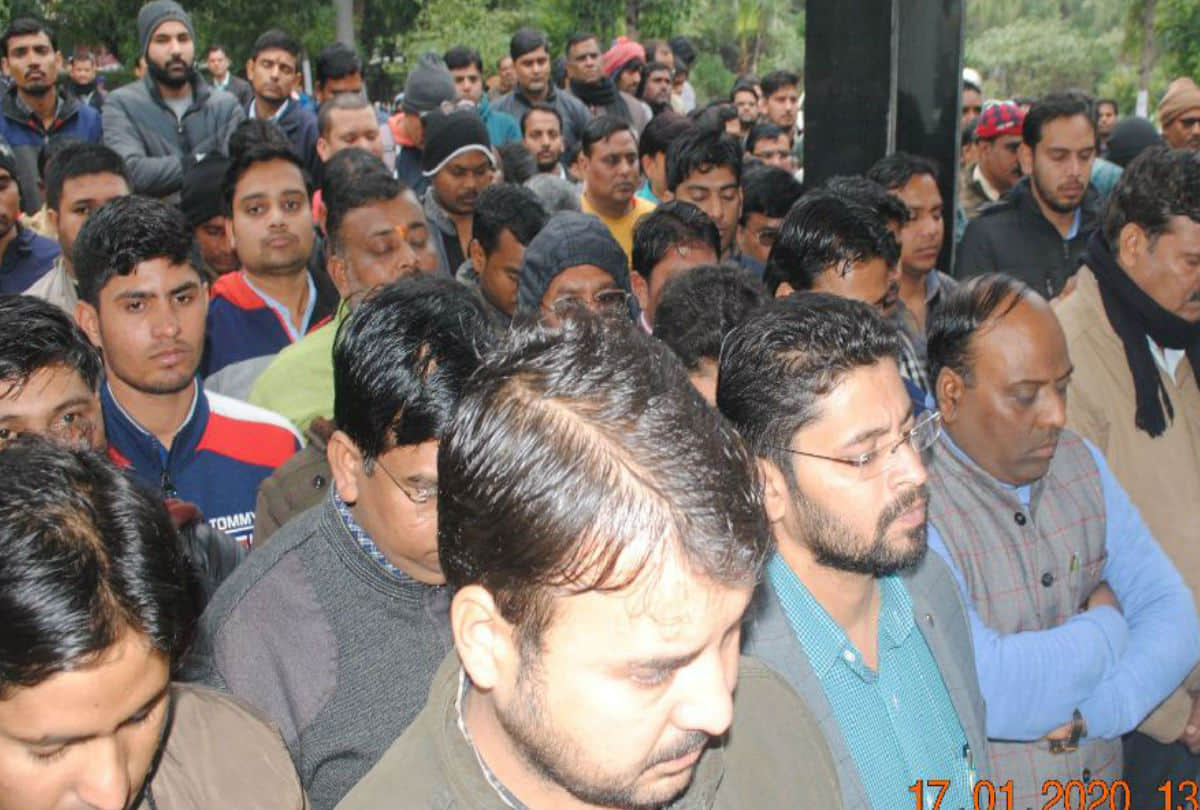 Murder Of Junior Engineer Police Investigation Son Mukhagni Father