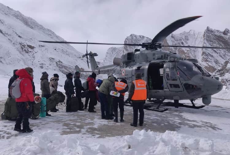Indian air force rescued trekkers on Chadar Trek in Ladakh