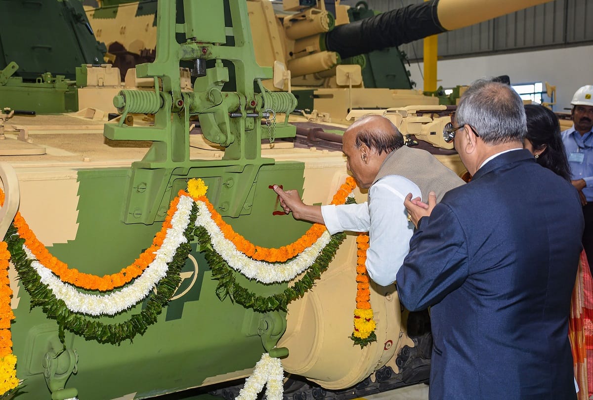 K 9 Vraj T cannon will create panic in enemys like pakistan it will fire three shells in 15 seconds