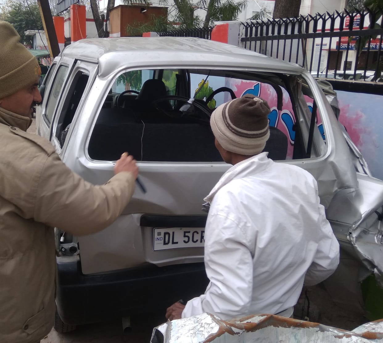 high speed car illusion in the truck at nanu gangnagar bridge