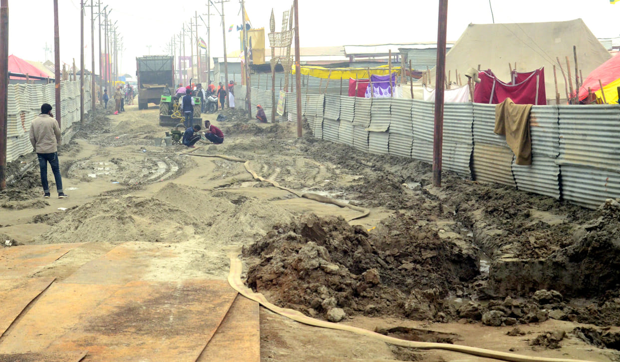 Magh Mela half past, CCTV work backward