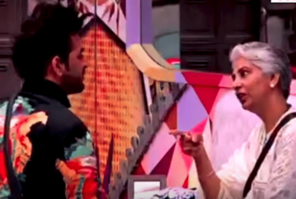 bigg boss 13 paras chhabra mother said dont kissed mahira sharma
