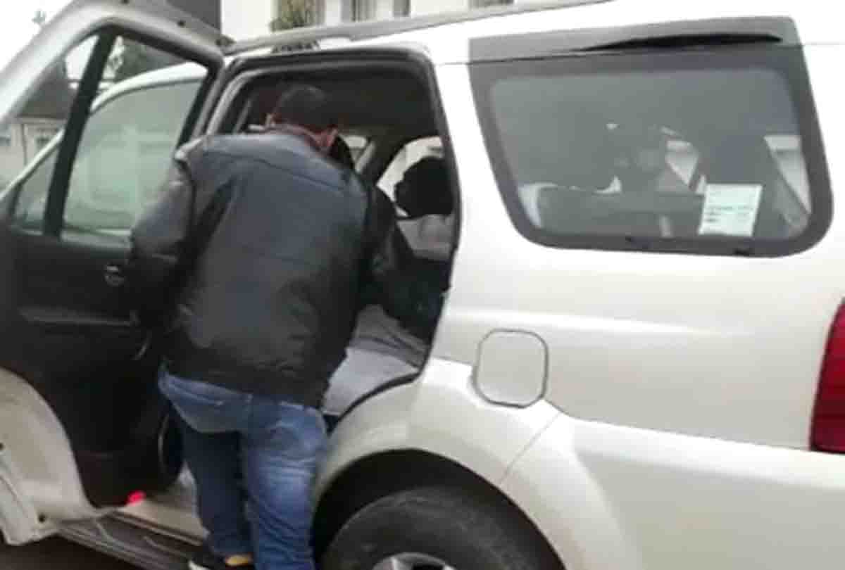 Mumbai blast case accused Jalis Ansari arrested from kanpur