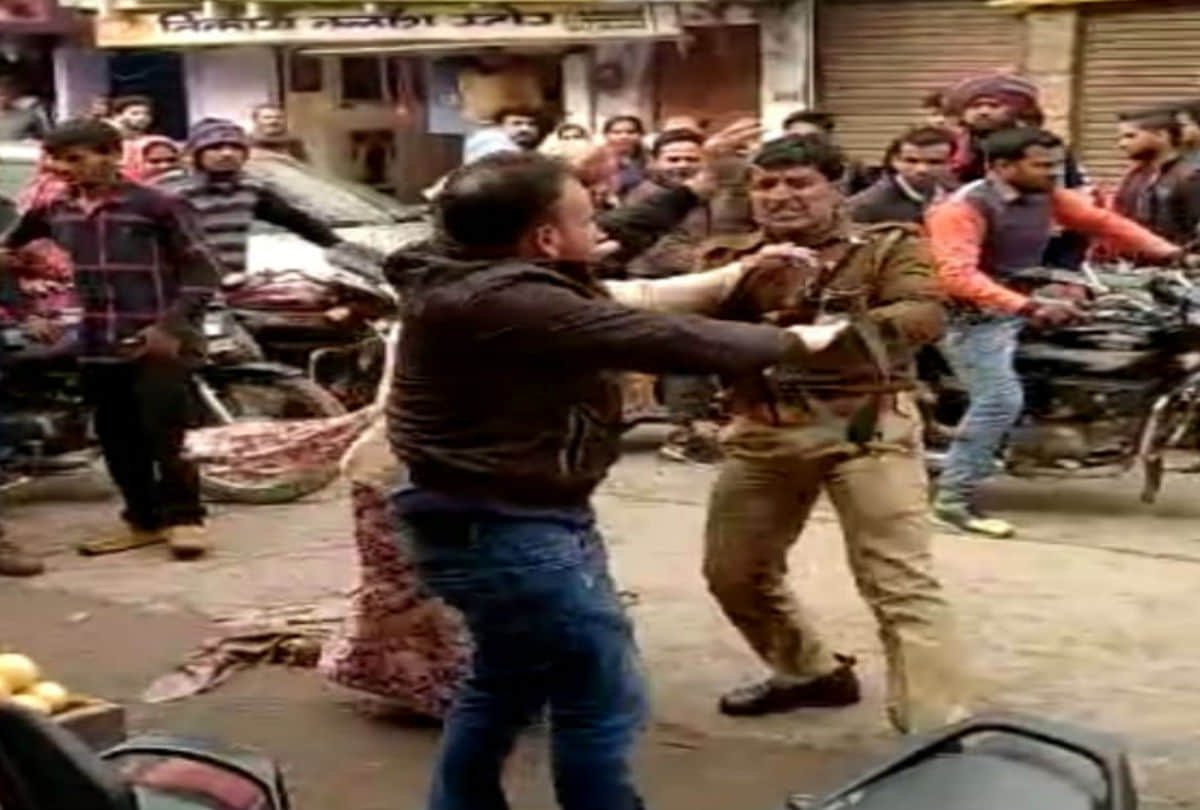 Dispute During Traffic Control Police Beat Advocate Son Crime News