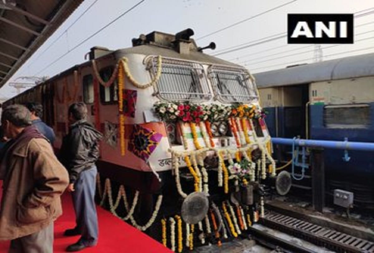 IRCTC second train Tejas Express Run from Ahmedabad to Mumbai