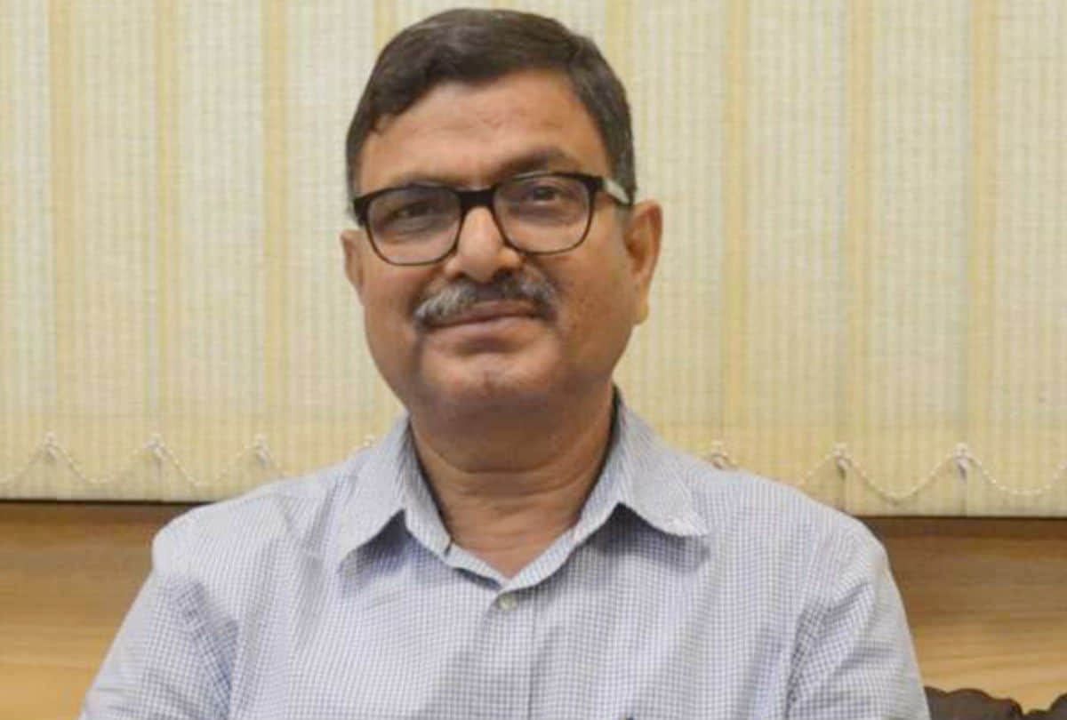 UPPSC Chairman Dr Prabhat Kumar Motivated to Students in GIC agra