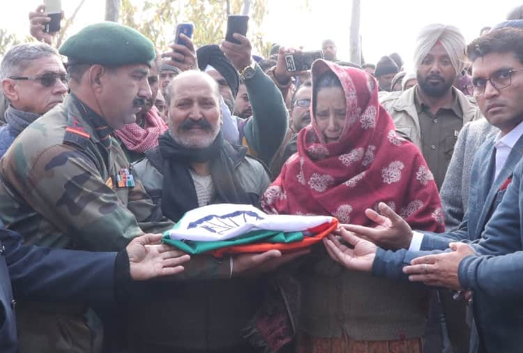 Funeral of Martyred soldier in Gurdaspur of Punjab