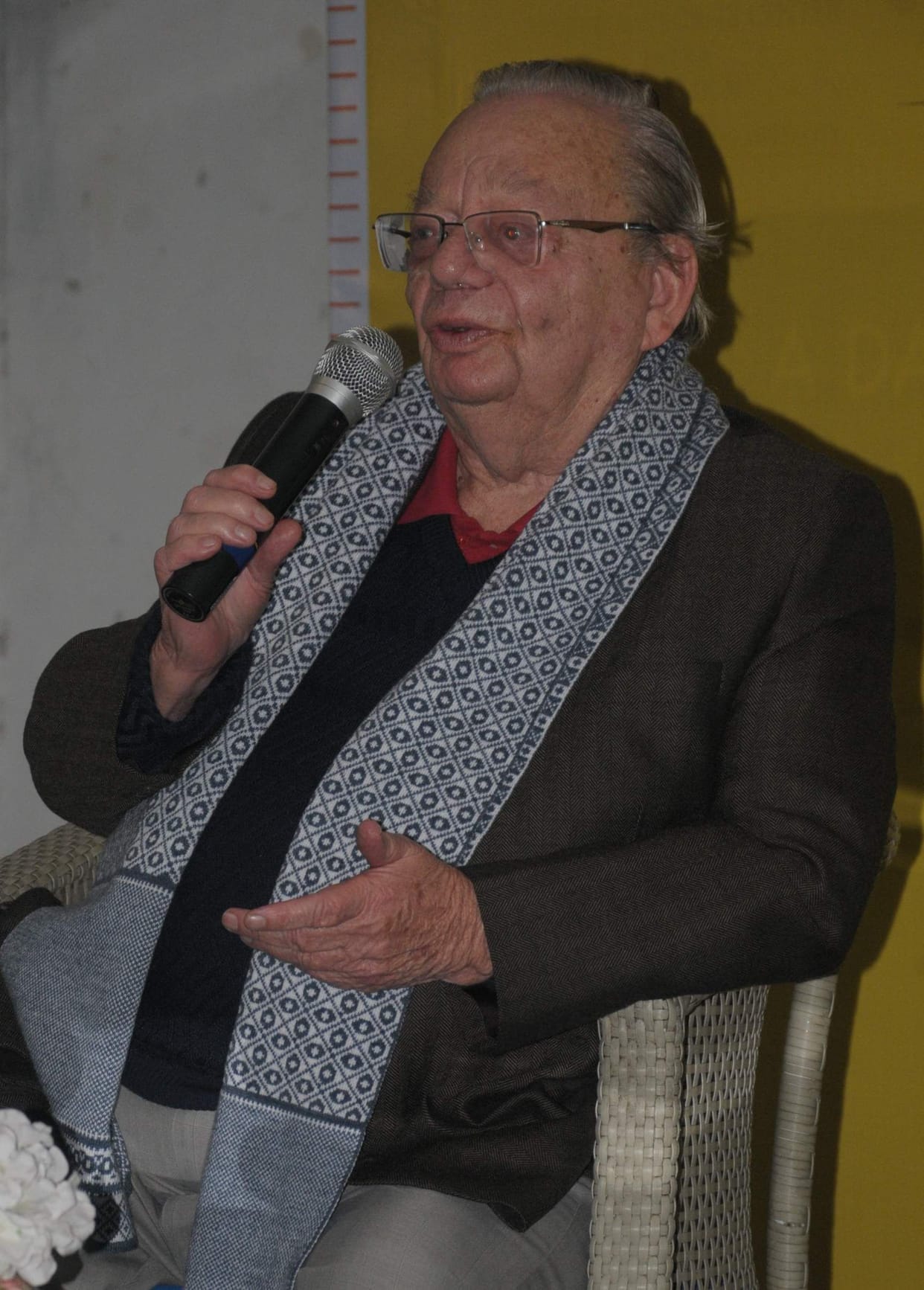 Writing Children's Literature is relaxed: Ruskin