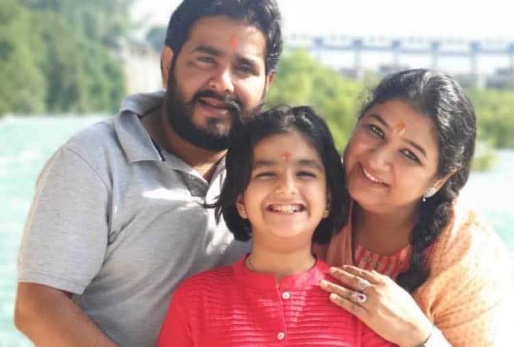 A girl of chandigarh give the message of Religious Brotherhood