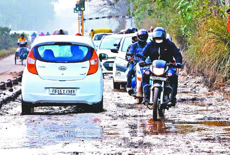 Punjab Haryana High Court Orders for UT Administration Regarding Road Recarpeting