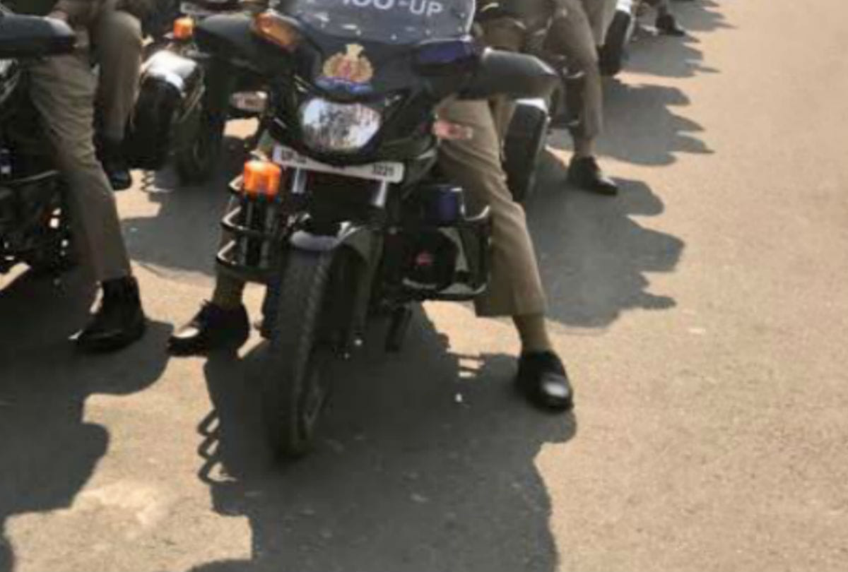 112 number police bike stolen from bus station in mainpuri