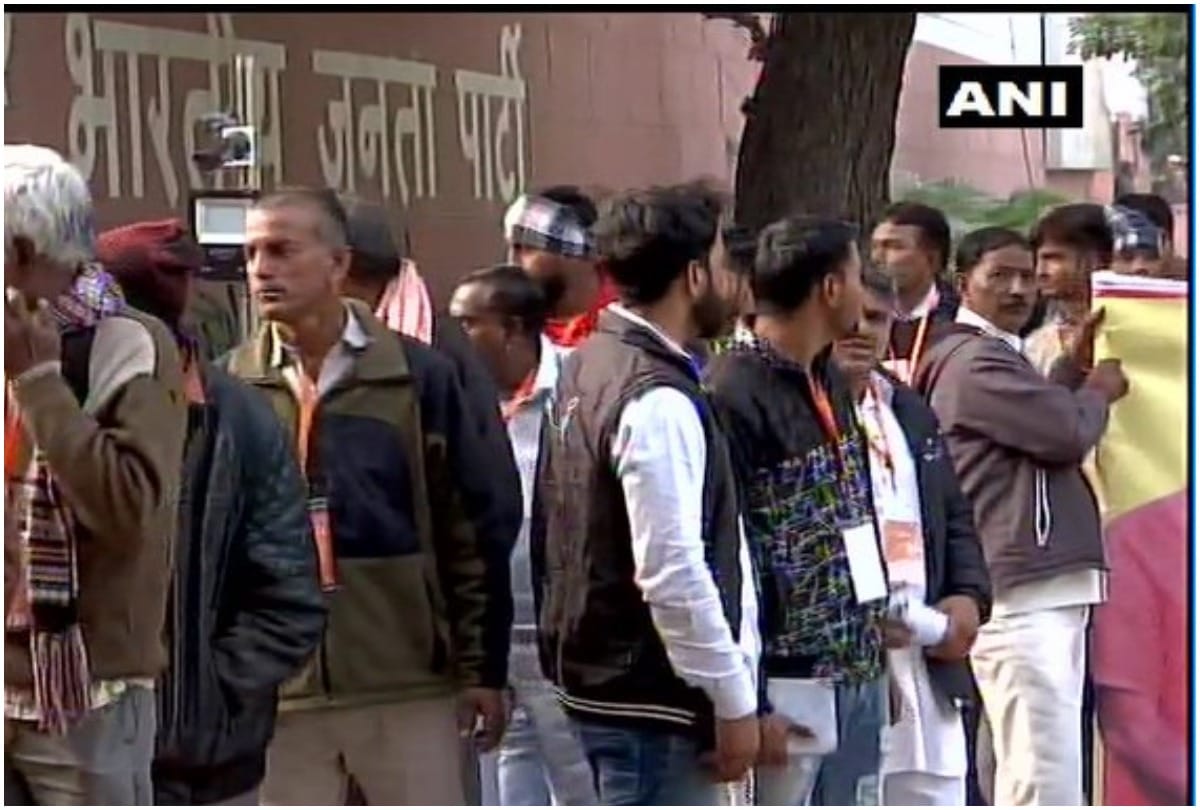 Pakistani refugees reach BJP headquarters Delhi to thank PM over CAA