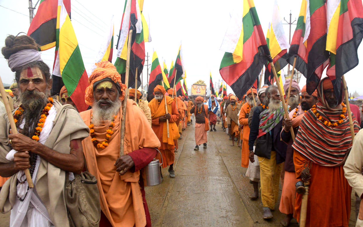 Saint sang at Sangam festival, procession taken out