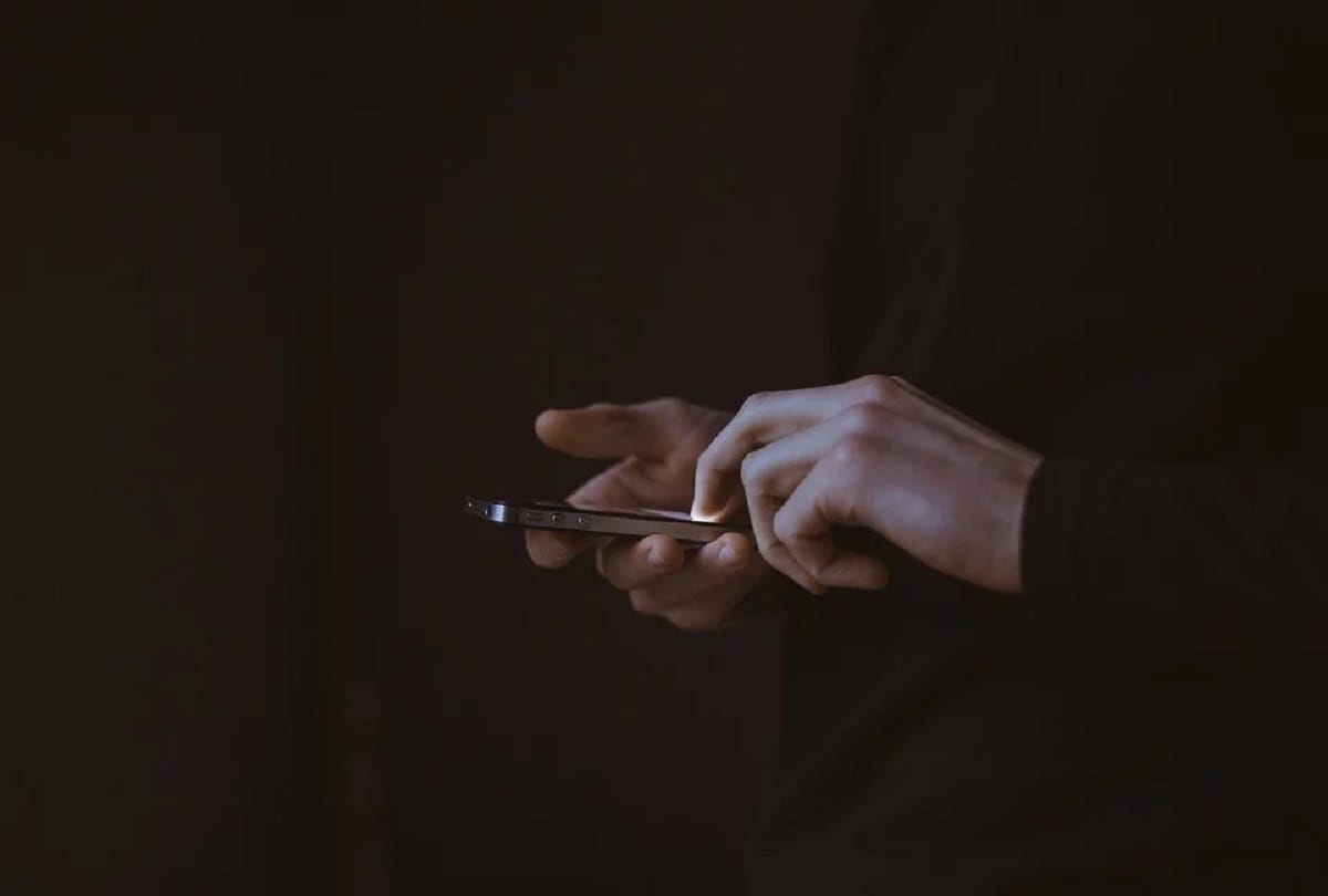 coronavirus : people imprisoned in homes have downloaded 22 crore mobile apps in a week