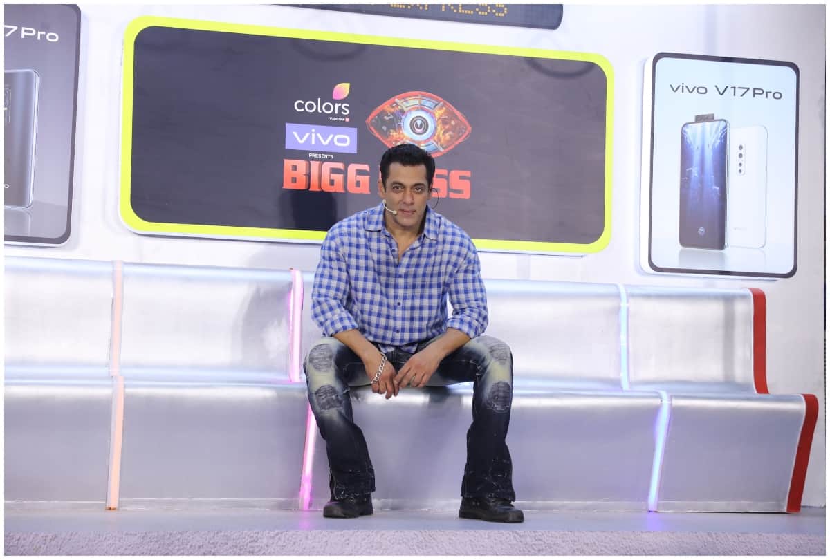 Salman Khan Exclusive interview with Pankaj Shukla on the sets of Radhe Your Most Wanted Bhai