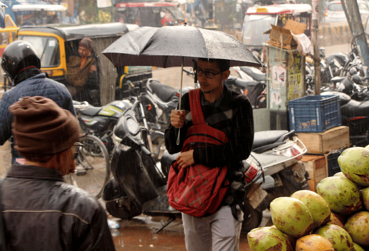 May rain be temperature weather cold winter in varanasi