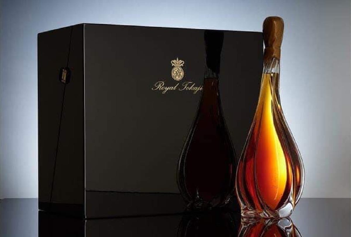 worlds most expensive wine Essencia 2008 decanter worth 28 lakh a bottle