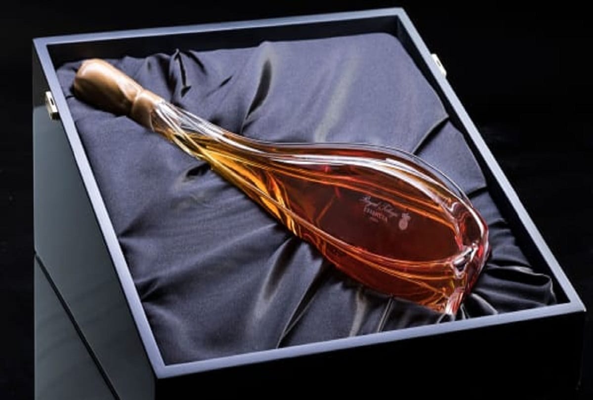 worlds most expensive wine Essencia 2008 decanter worth 28 lakh a bottle