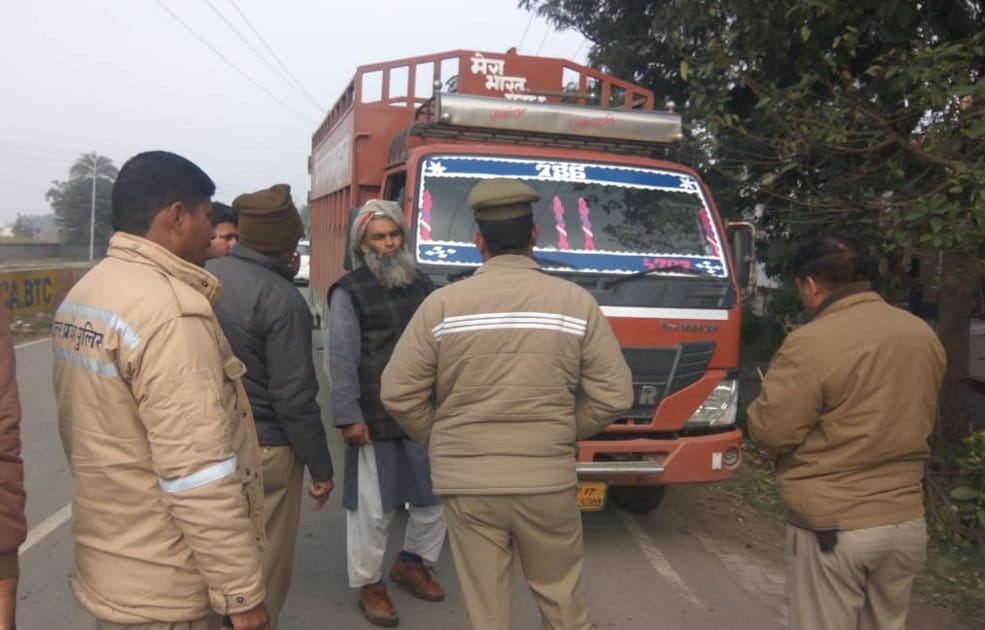 Two canters cut challan for overload animal loading