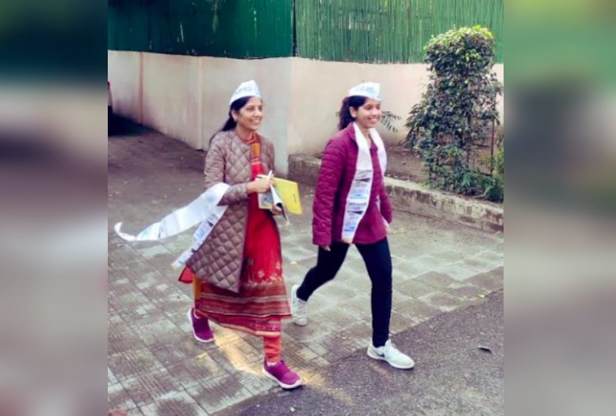 Delhi Election 2020 kejriwal daughter wife son campaigning for him