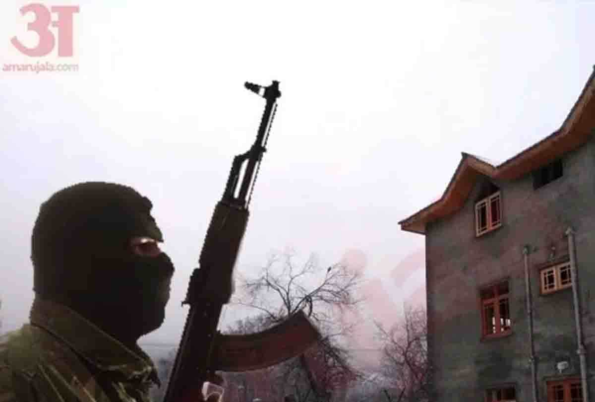 DSP Davinder Singh is accused of grabbing land of temple, Kashmiri Pandits filed case