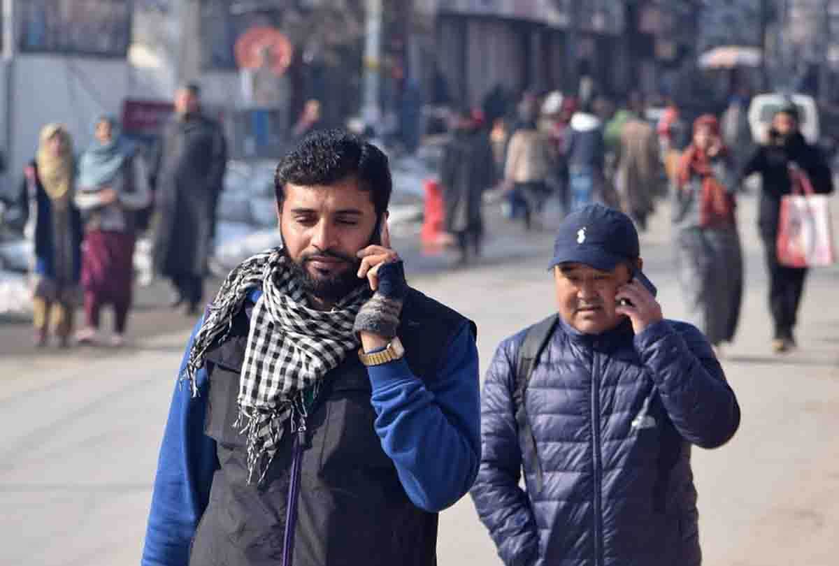 internet service in kashmir, Prepaid mobile service restored in Kashmir